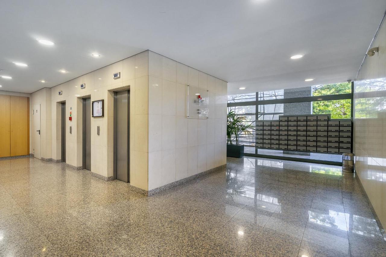 Whome Family - Urban Retreat With Parking, Ac, Elevator In Great Location Appartement Lisboa